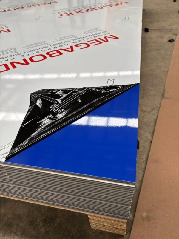 ACM aluminum composite panel 3mm 1220x2440 glossy blue.