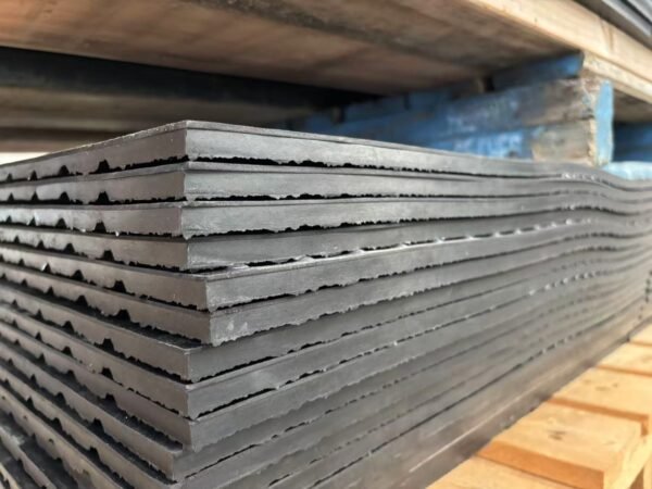 Brand new 17mm rubber mat 1m X 2m.