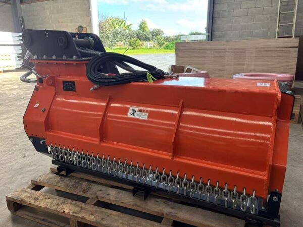 Brand new 800mm digger flail mulcher in Auckland.